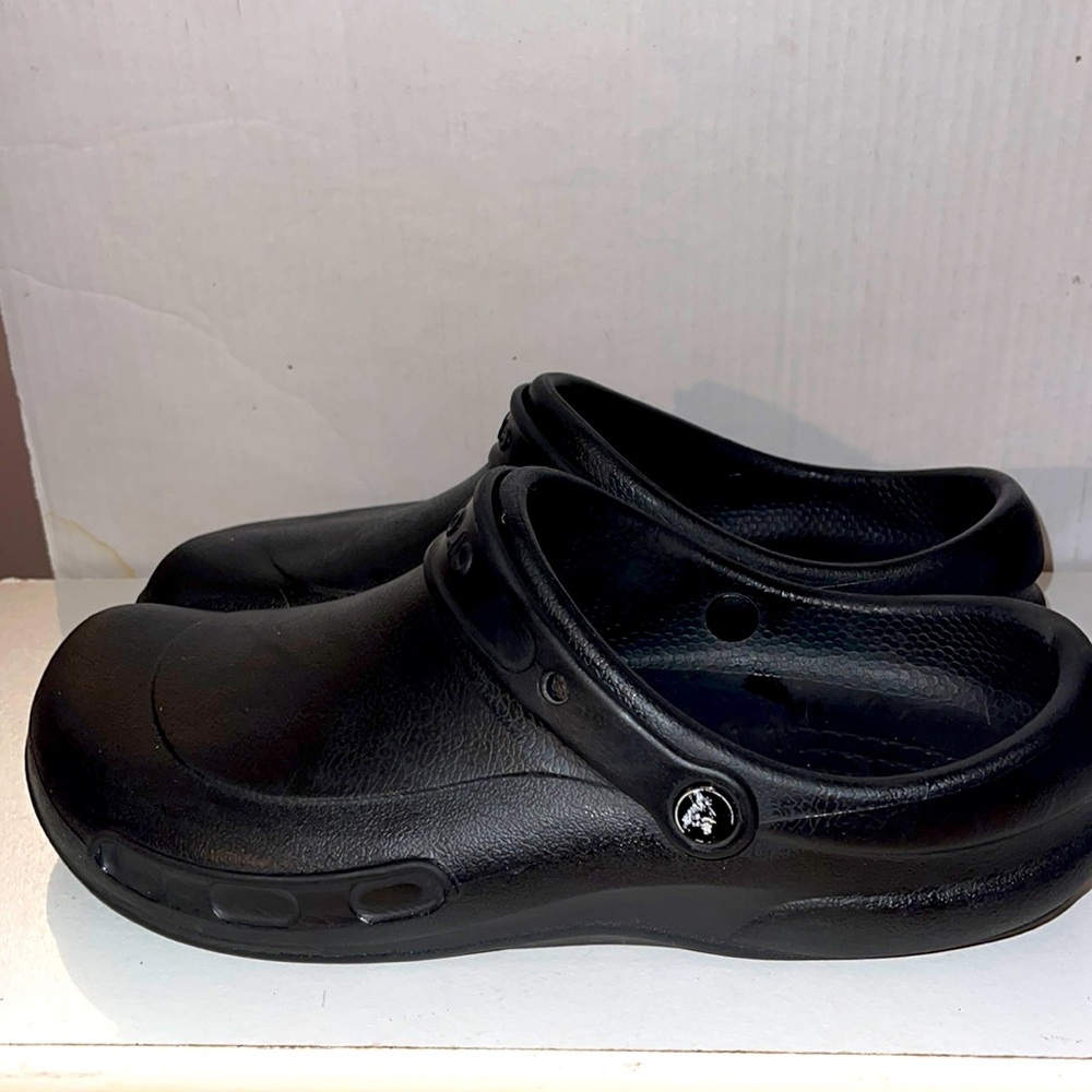 CROCS MEN SHOES